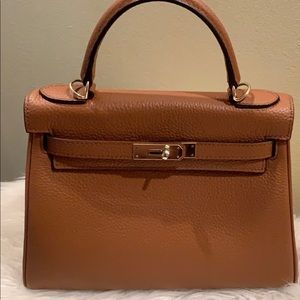 Cherish kiss Satchel 28cm